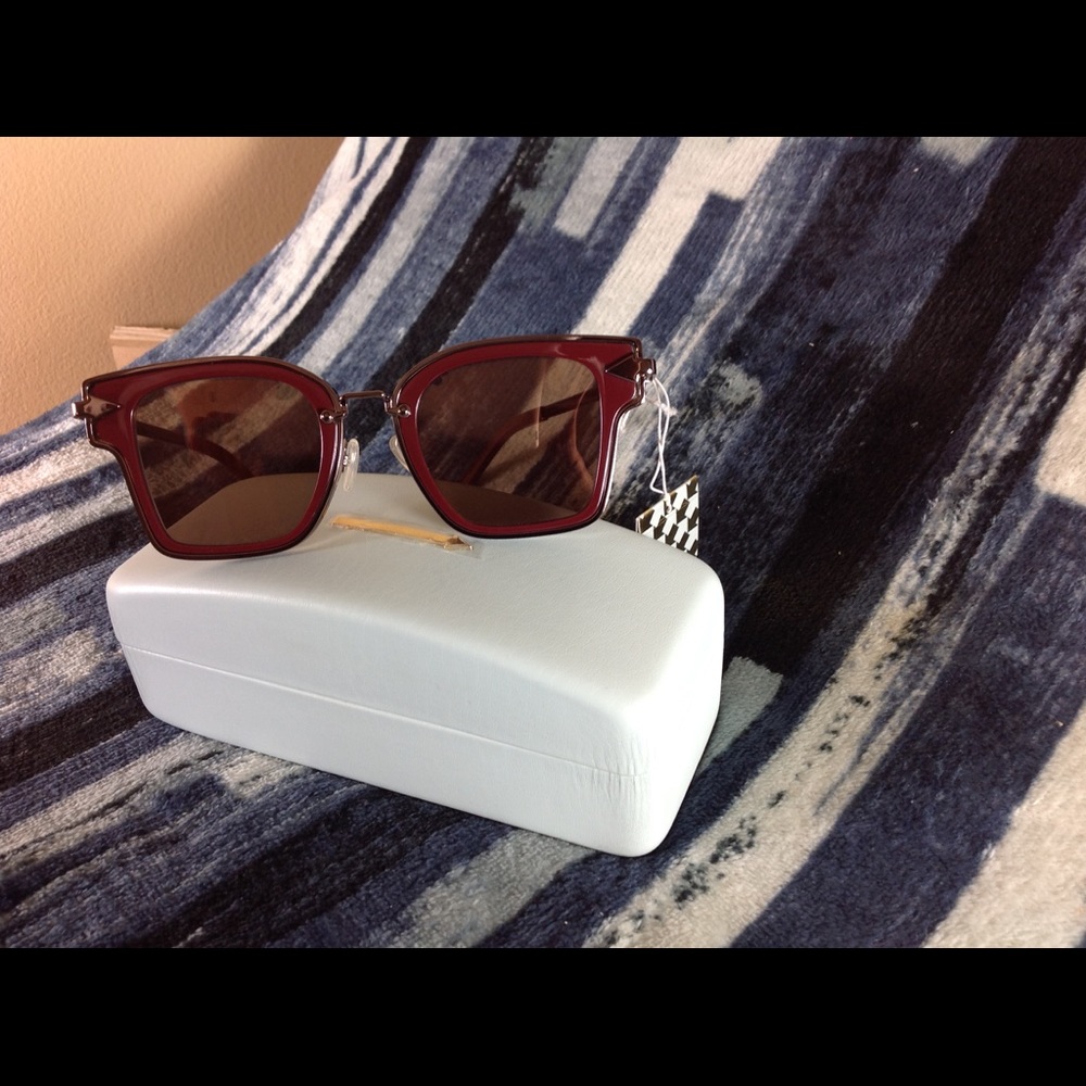 Nwt karen walker rebellion